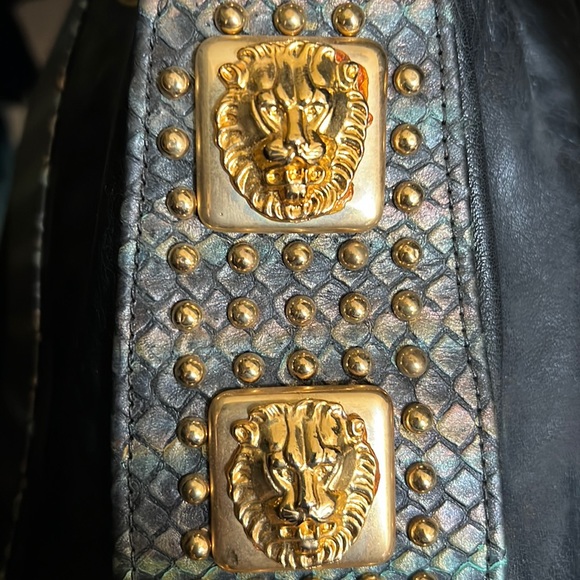 ST. MAARTEN Dallas 90s/Y2K Black/Multi Color Snake Embossed Leather Bucket Bag - Picture 4 of 13